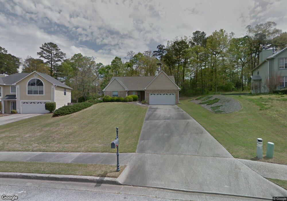 8131 Mahogany Ln, Lithonia, GA 30058 - photo 1