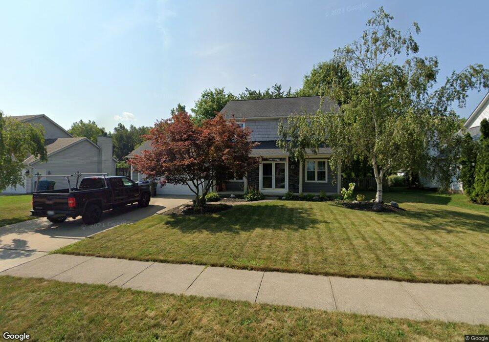 27077 Glenside Ln, Olmsted Falls, OH 44138 - photo 1