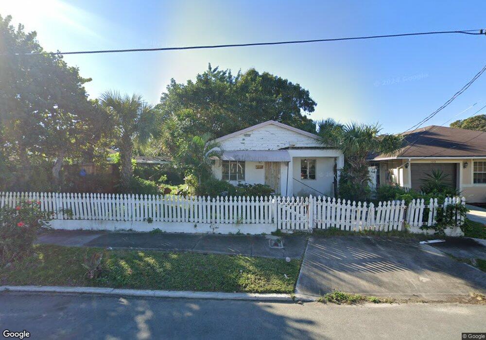 1030 19th St, West Palm Beach, FL 33407 - photo 1