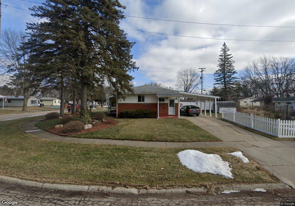 404 Balsam Dr, Davison, MI 48423 - photo 1