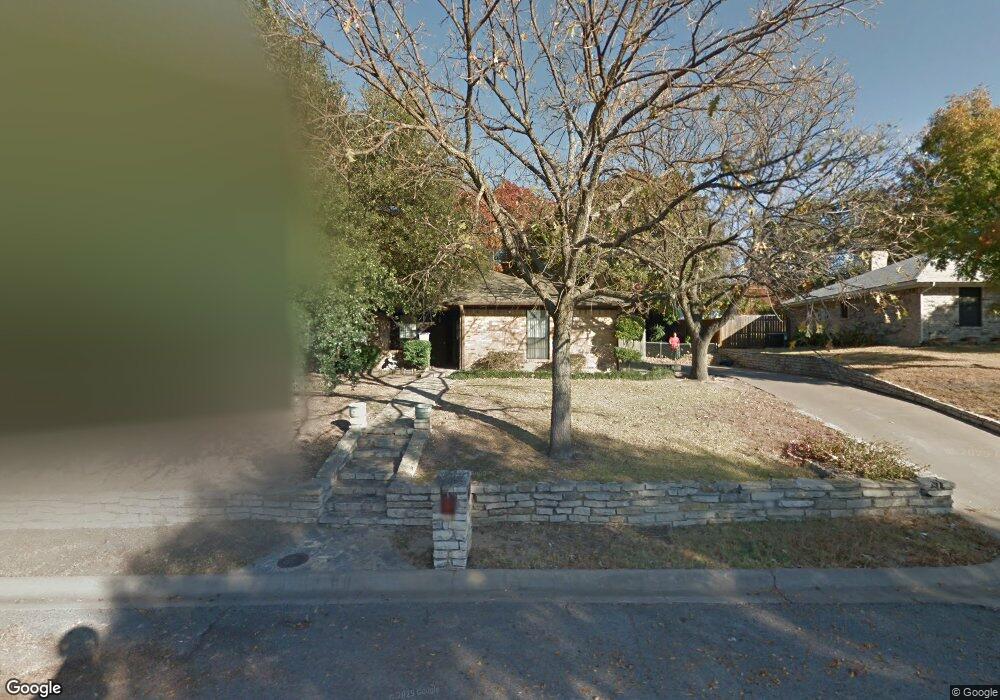 1210 Vivienne St, Weatherford, TX 76086 - photo 1