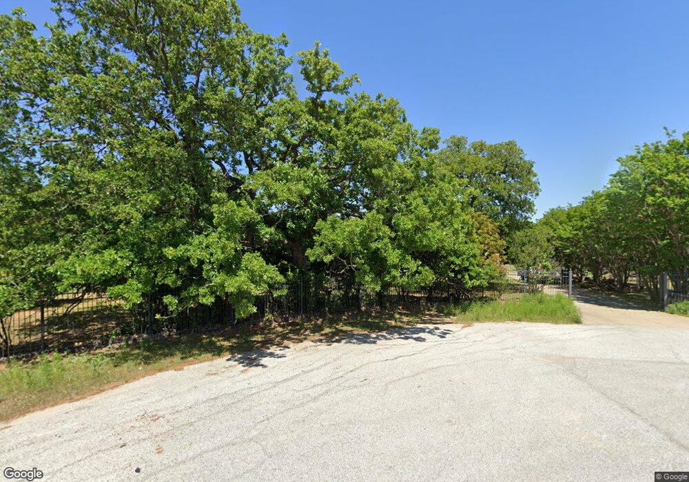 1525 Inlet Dr, Azle, TX 76020 - photo 1