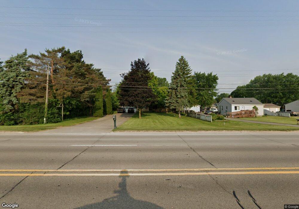 4335 N Genesee Rd, Flint, MI 48506 - photo 1