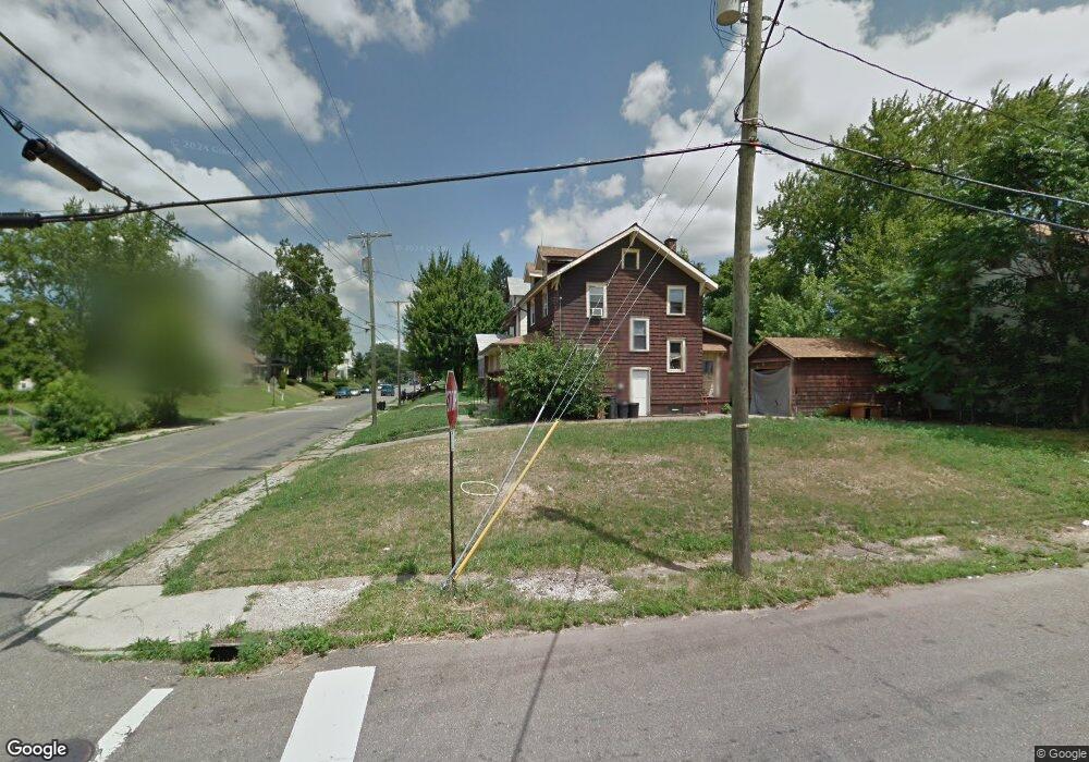 1408 Gibbs Ave NE, Canton, OH 44705 - photo 1