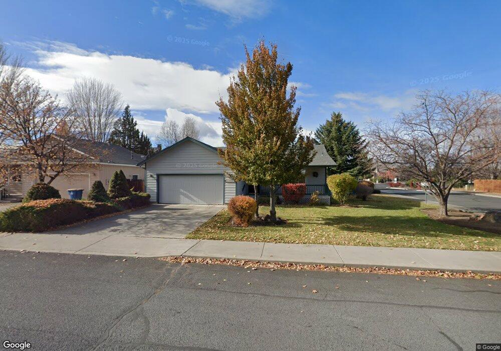 62617 Hawkview Rd, Bend, OR 97701 - photo 1