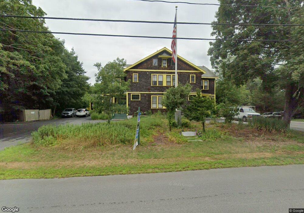 1167 Russells Mills Rd, Dartmouth, MA 02748 - photo 1