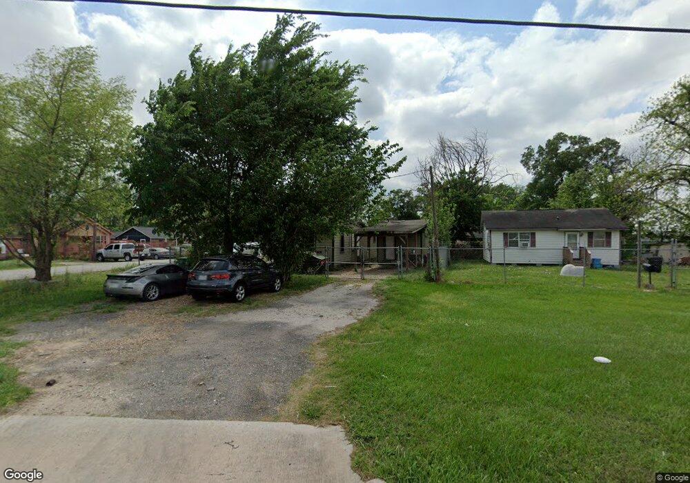 9101 W Hardy Rd, Houston, TX 77022 - photo 1
