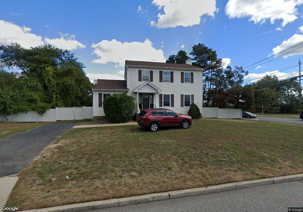 127 Dovecote Ln, Central Islip, NY 11722 - photo 1