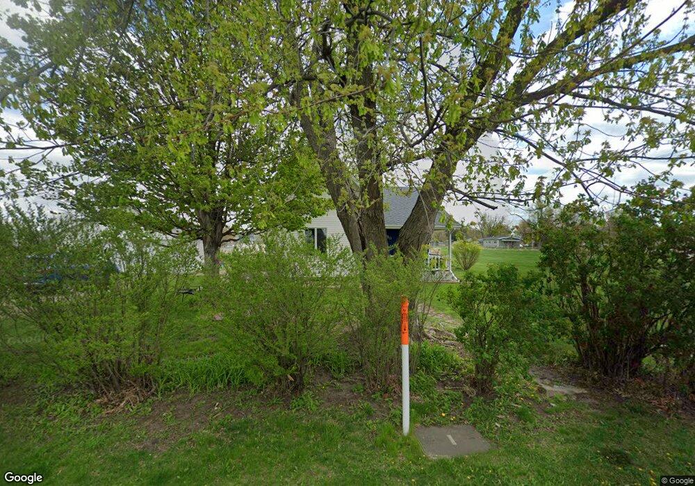 930 E 5th St N, Newton, IA 50208 - photo 1