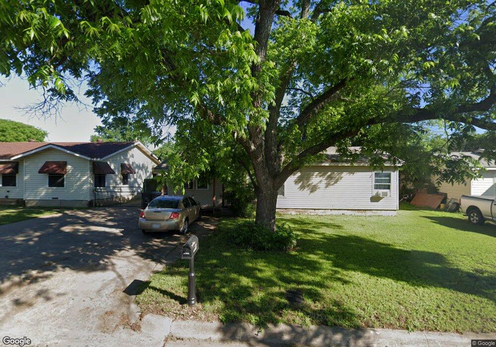 520 Euclid St, Cleburne, TX 76033 - photo 1
