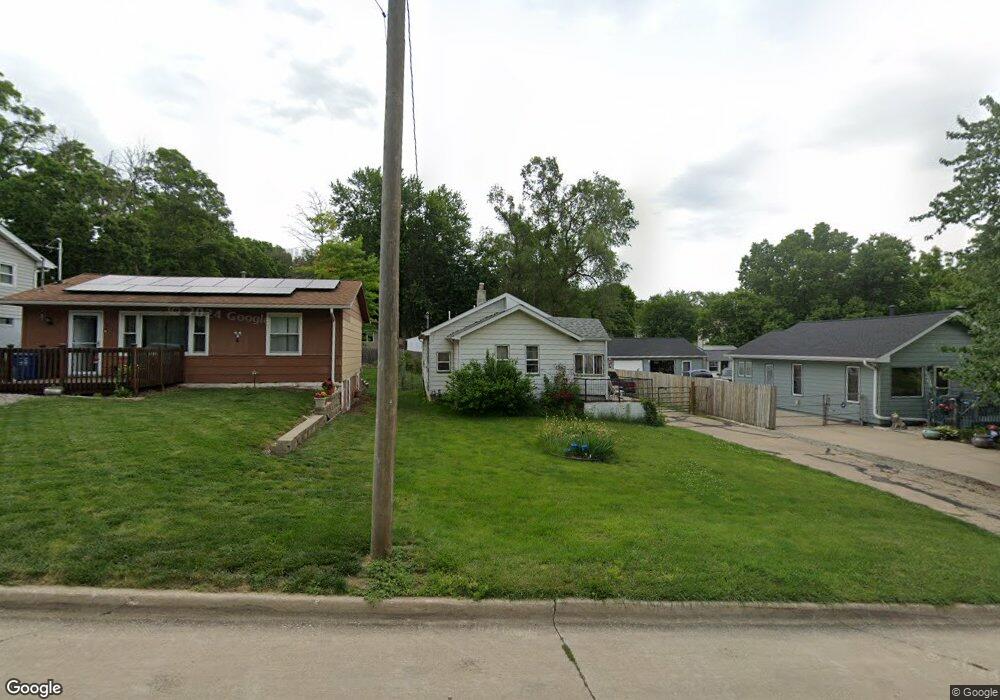 1315 E 35th Ct, Des Moines, IA 50317 - photo 1