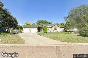 1102 Locust St, Arapahoe, NE 68922