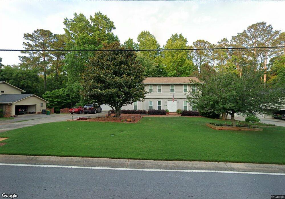 3062 Mcpherson Rd NE, Roswell, GA 30075 - photo 1