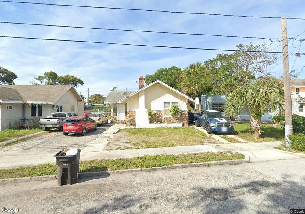 3315 Pinewood Ave, West Palm Beach, FL 33407 - photo 1