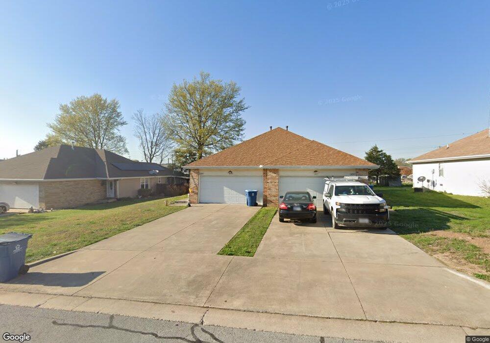 1239 Vintage Ln, Nixa, MO 65714 - photo 1