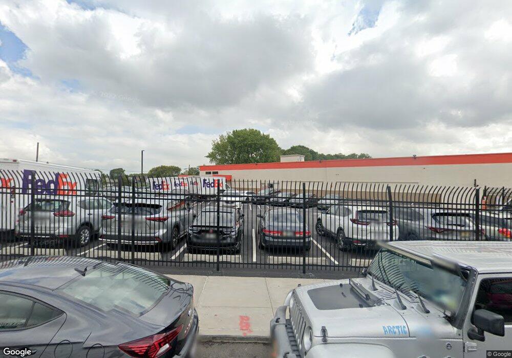 2401 Brooklyn Queens Expy, Flushing, NY 11377 - photo 1