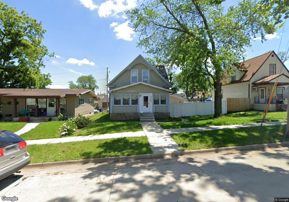 279 13th St NW, Cedar Rapids, IA 52405 - photo 1