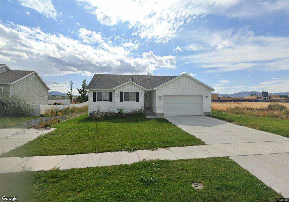 984 E Hyrum Blvd, Hyrum, UT 84319 - photo 1