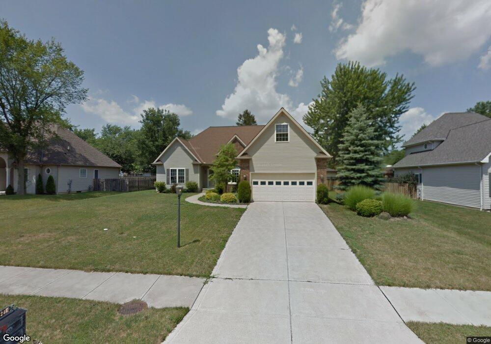 24240 Briar Patch Dr, Olmsted Falls, OH 44138 - photo 1