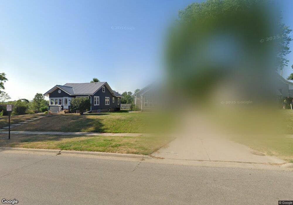1807 Summit St, Marshalltown, IA 50158 - photo 1