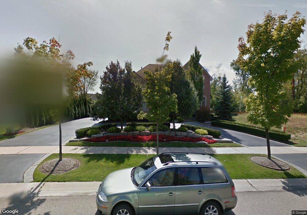 7225 Carlyle Crossing, West Bloomfield, MI 48322 - photo 1