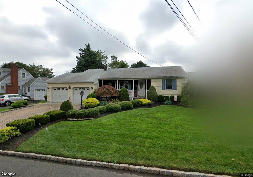 28 Lefferts Ln, Clark, NJ 07066 - photo 1