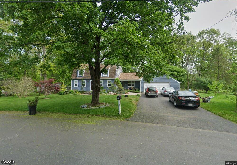 108 Squassick Rd, West Springfield, MA 01089 - photo 1