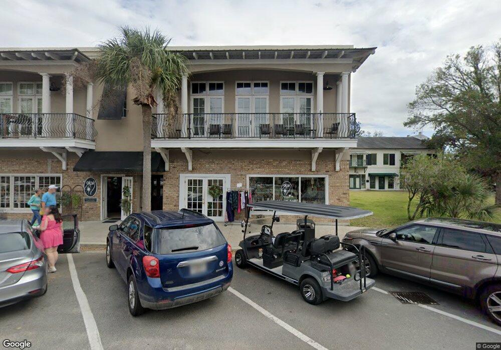 312 Mallery St unit 201, St. Simons Island, GA 31522 - photo 1