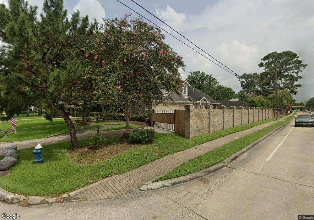 7819 Bryonwood Dr, Houston, TX 77055 - photo 1
