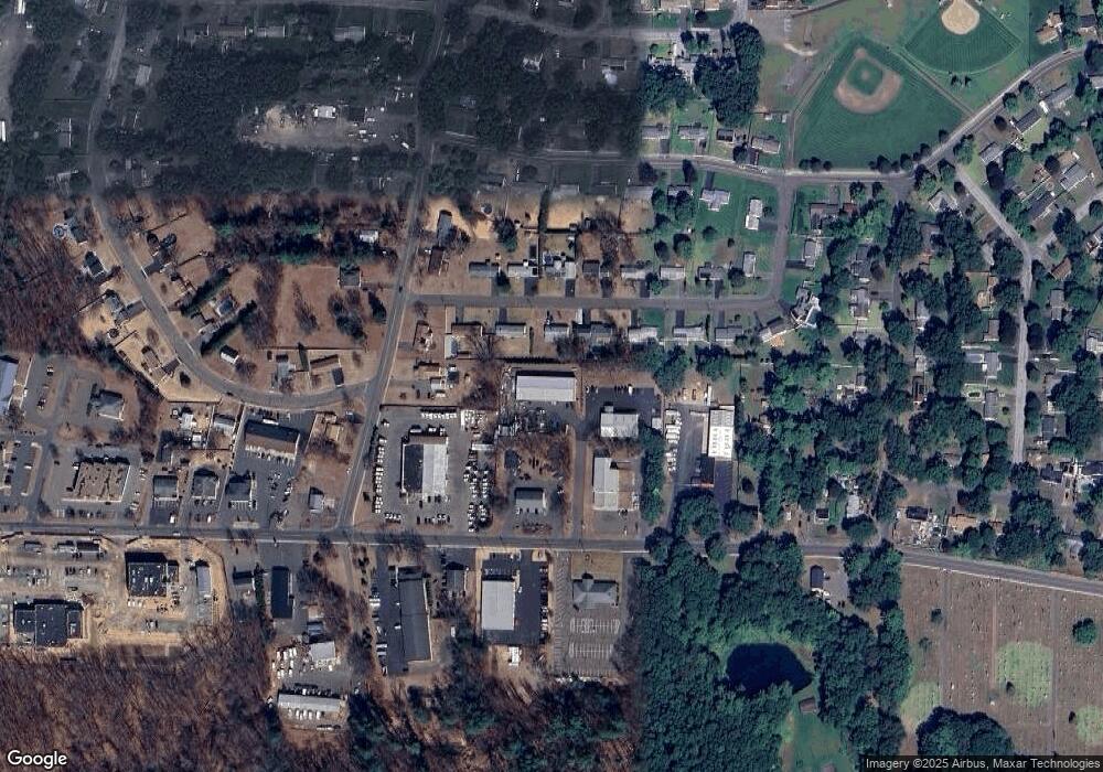 442 Spring St, Windsor Locks, CT 06096 - photo 1