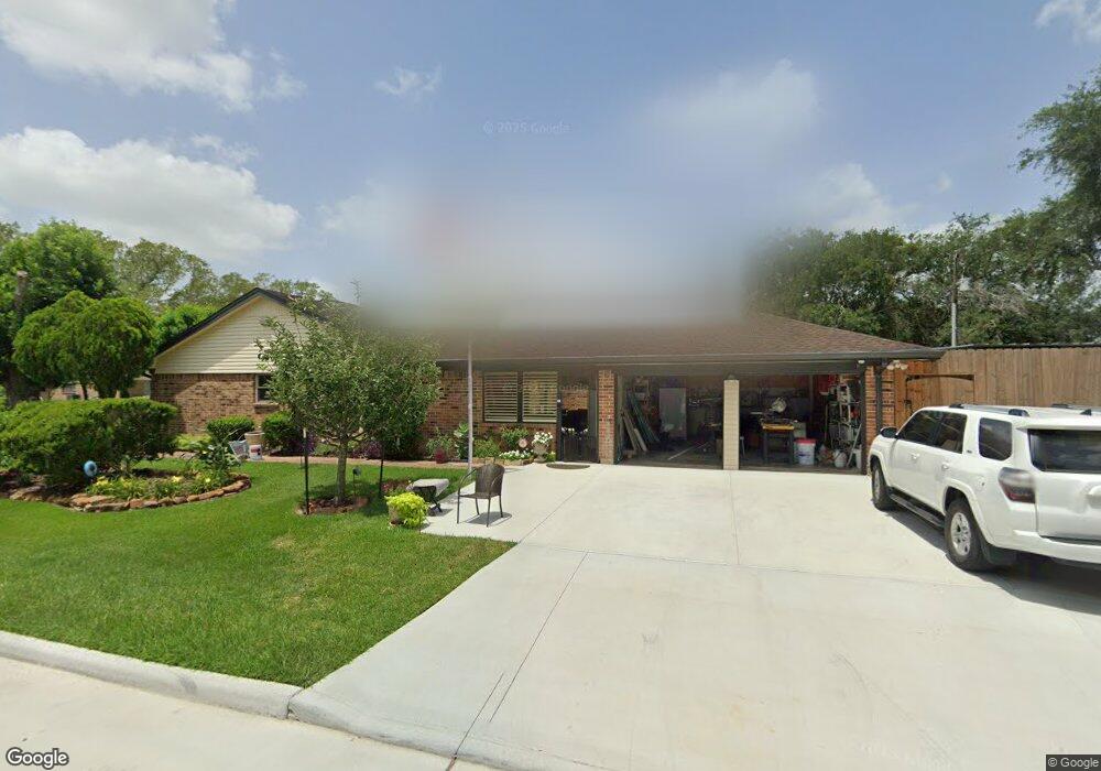 2604 Perry Ln, Alvin, TX 77511 - photo 1