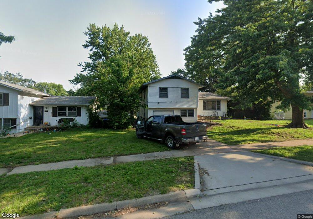 641 SE 35th Terrace, Topeka, KS 66605 - photo 1