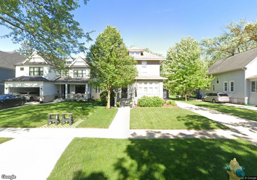 375 N Larch Ave, Elmhurst, IL 60126 - photo 1