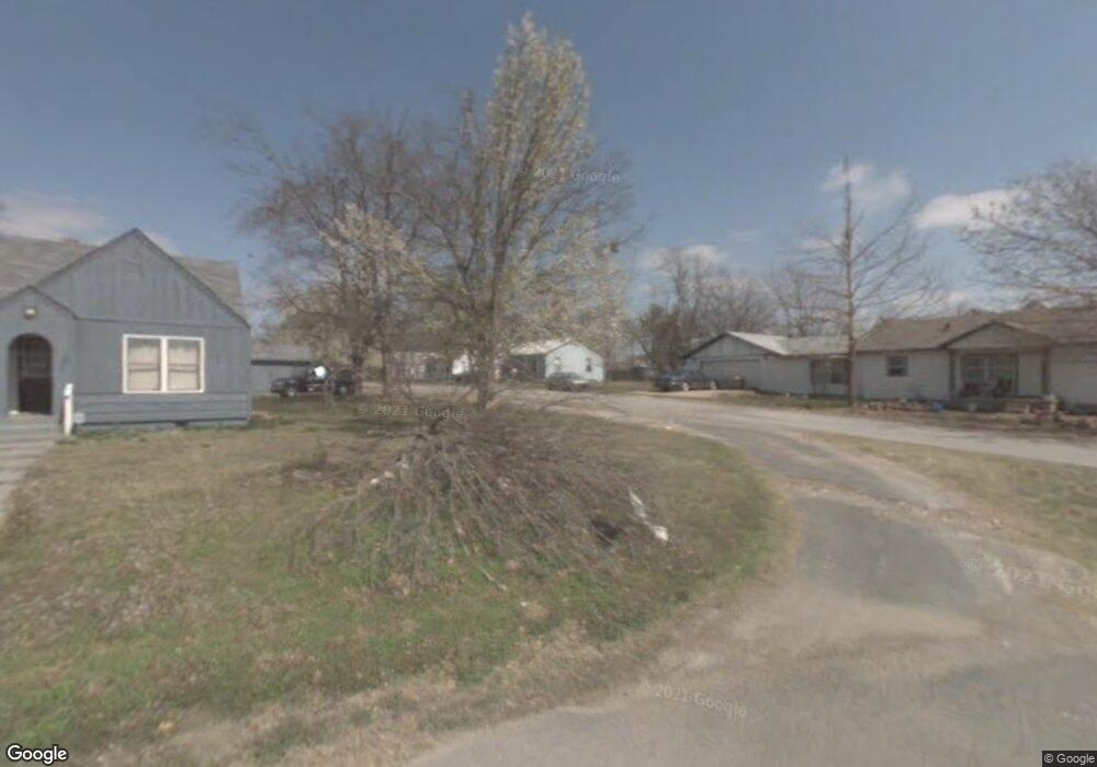 311 S Bryan St, Locust Grove, OK 74352 - photo 1