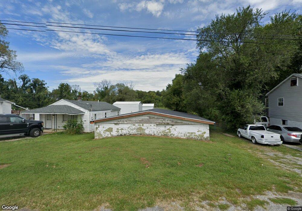 8613 Fairway Blvd, Collinsville, IL 62234 - photo 1