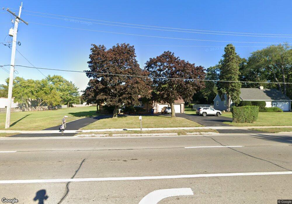 3105 N Lewis Ave, Waukegan, IL 60087 - photo 1