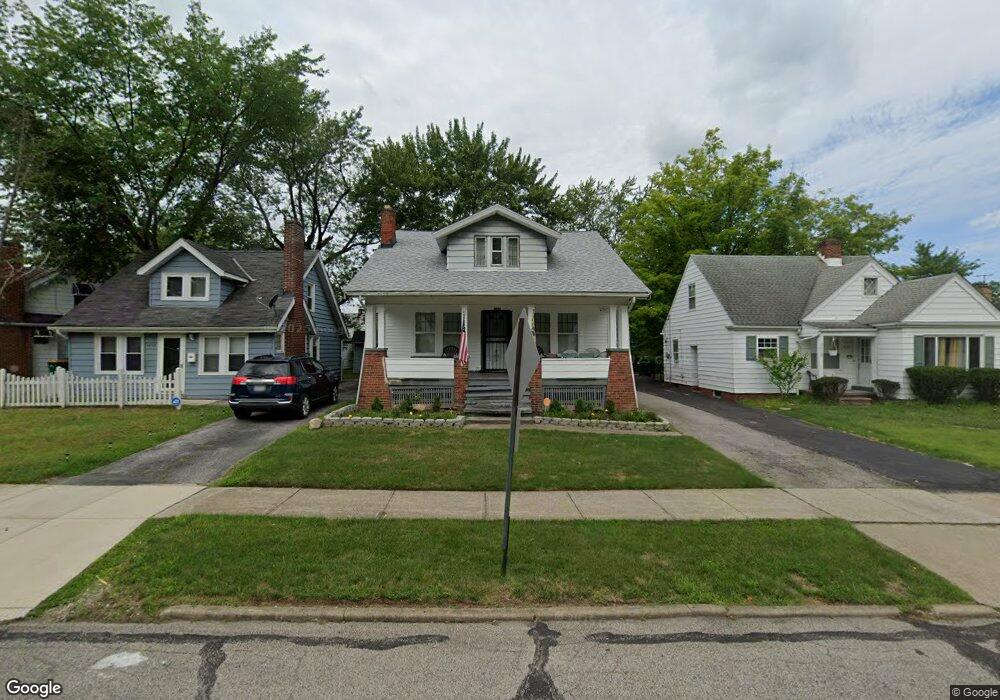 5434 Grasmere Ave, Maple Heights, OH 44137 - photo 1