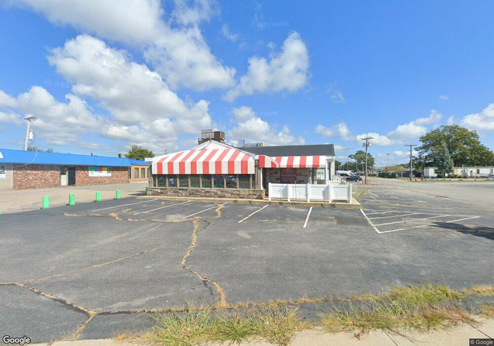 687 Airport Rd, Warwick, RI 02886 - photo 1