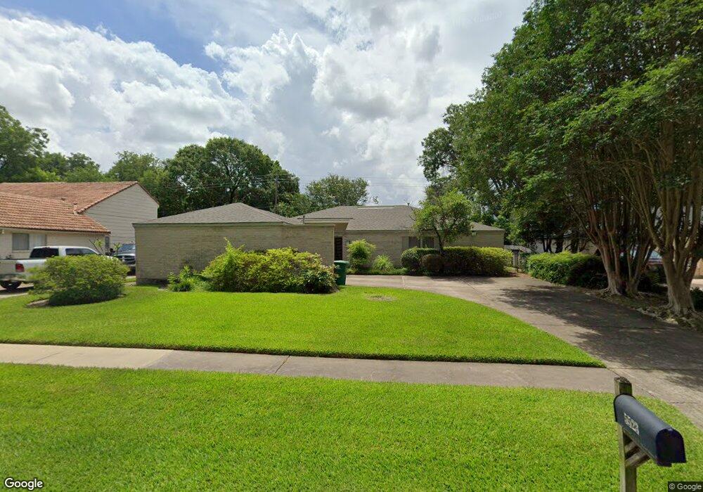 5523 Blackjack Ln, Houston, TX 77088 - photo 1