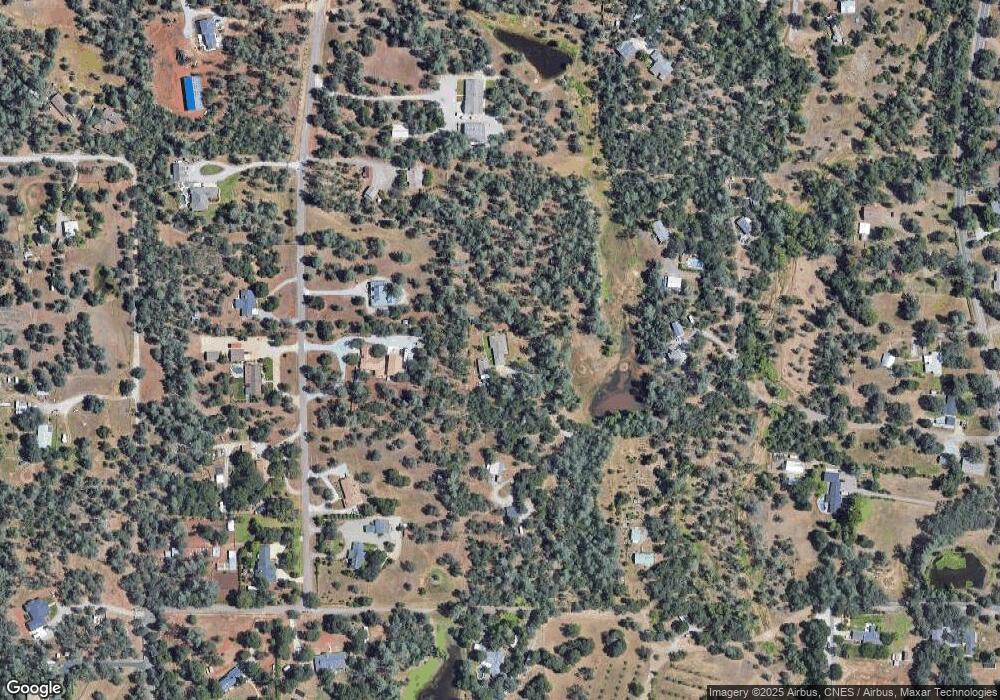 20858 Windsong Ln, Redding, CA 96003 - photo 1