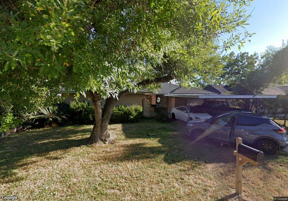 1123 Green Trail Dr, Houston, TX 77038 - photo 1