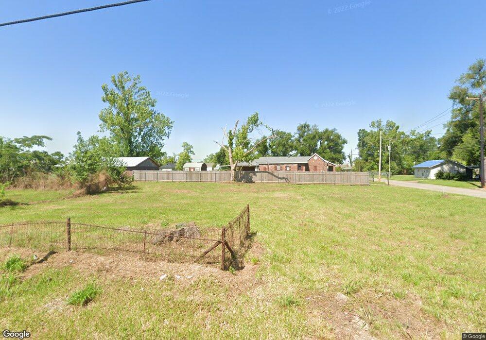 121 N Moss St, Lake Charles, LA 70601 - photo 1