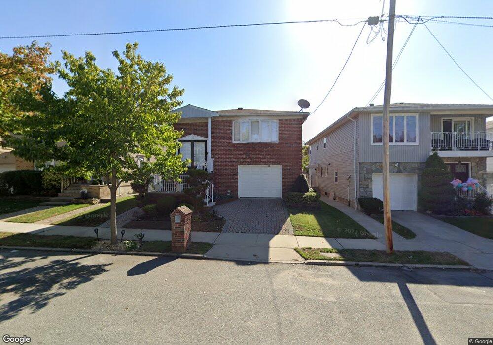 350 Caswell Ave, Staten Island, NY 10314 - photo 1