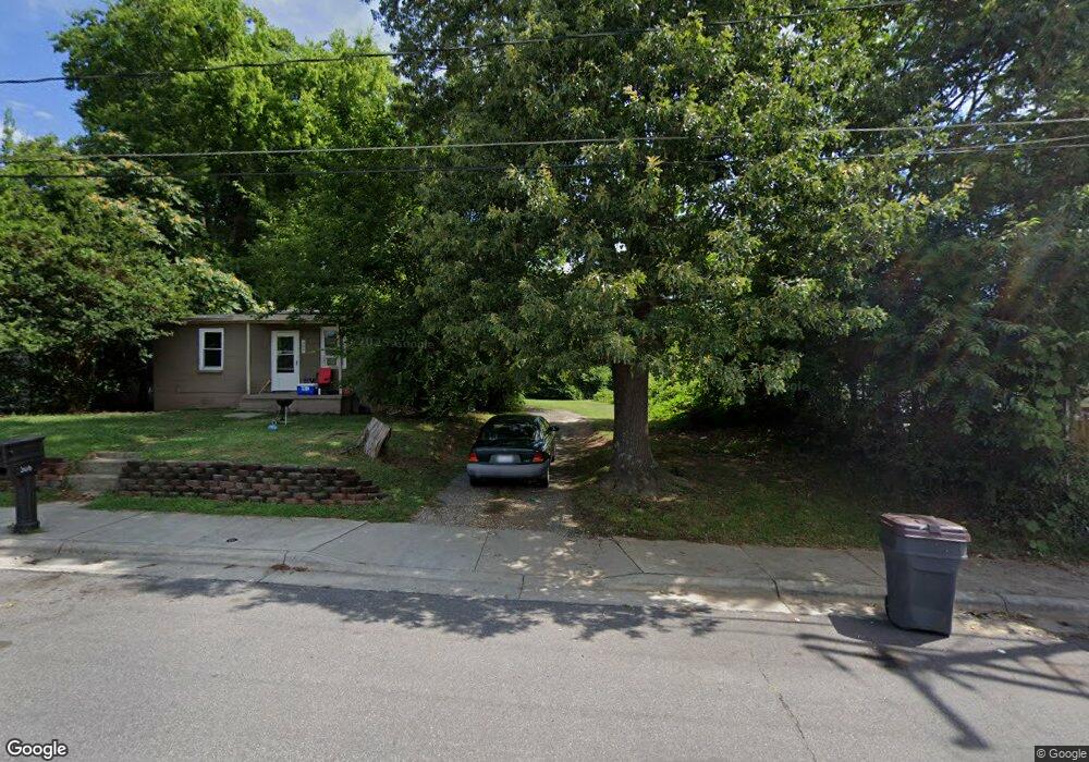 300 Holderby St, Reidsville, NC 27320 - photo 1