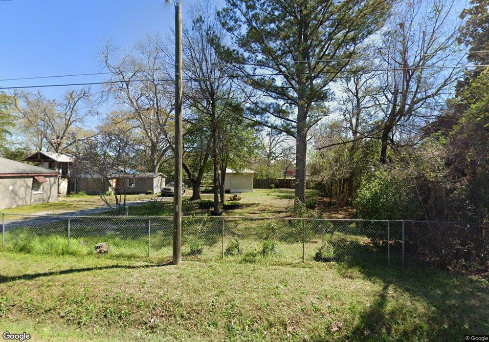 310 S 2nd St, Warner Robins, GA 31088 - photo 1