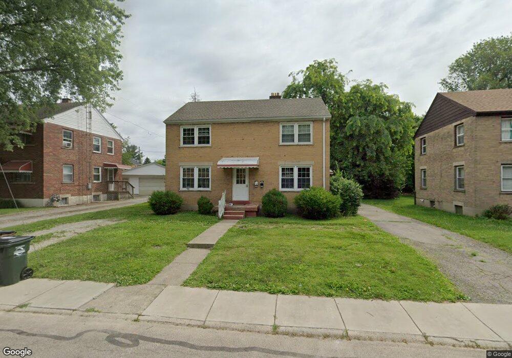 607 Lucas Dr, Xenia, OH 45385 - photo 1