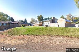512 W Pettibone Ave, Hines, OR 97738