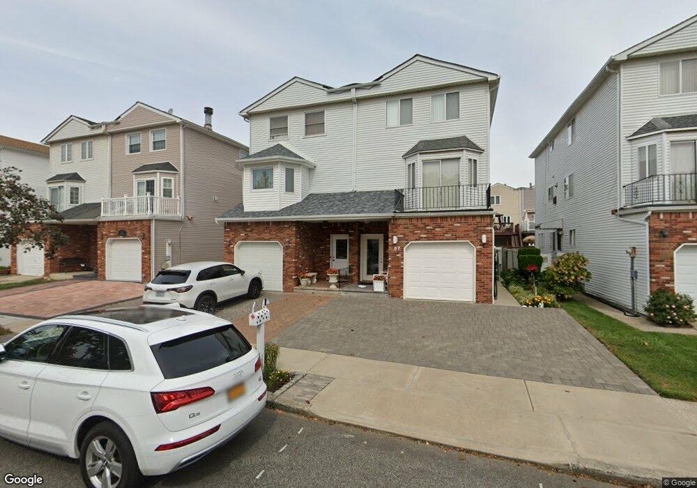 55 Blythe Place, Staten Island, NY 10306 - photo 1