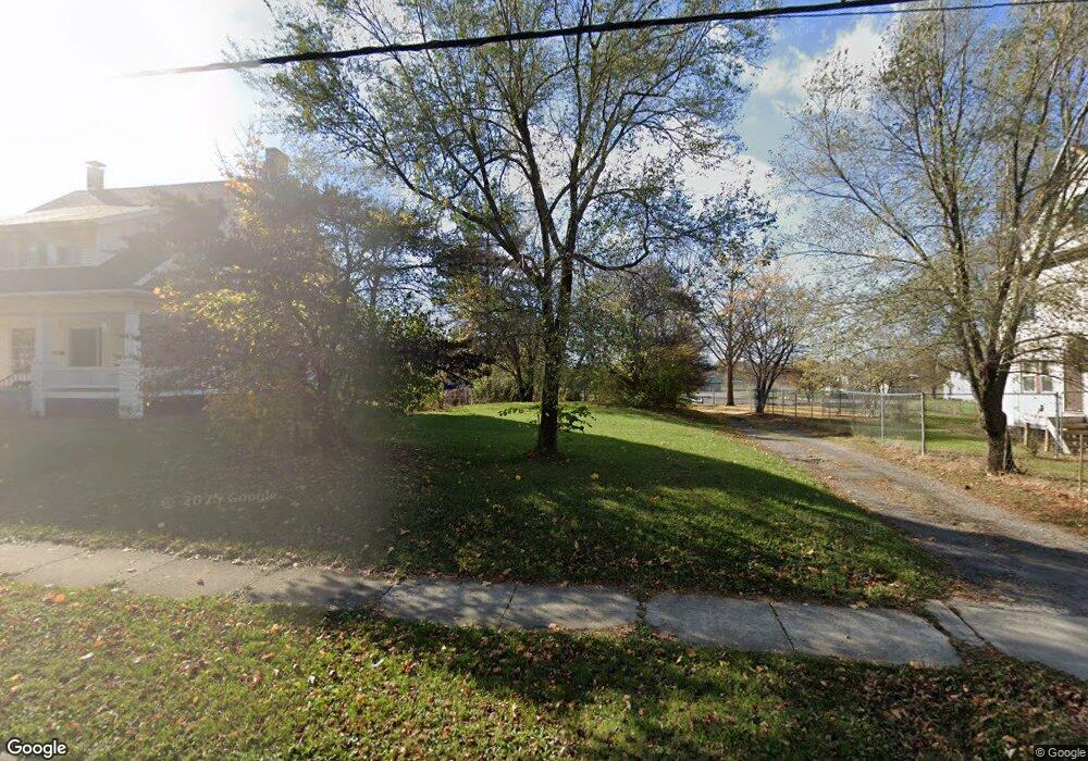 606 S Metcalf St, Lima, OH 45804 - photo 1