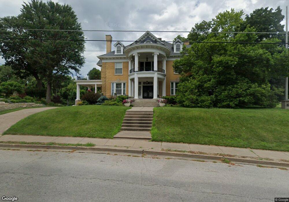 1430 Clay St, Davenport, IA 52804 - photo 1